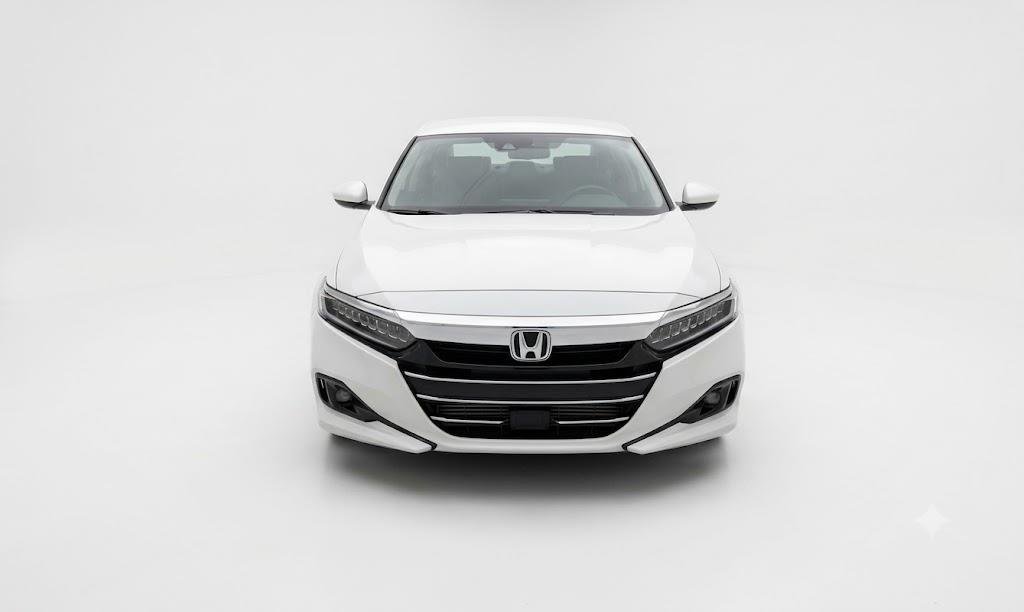 Used 2021 Platinum White Pearl Honda Sport image 2