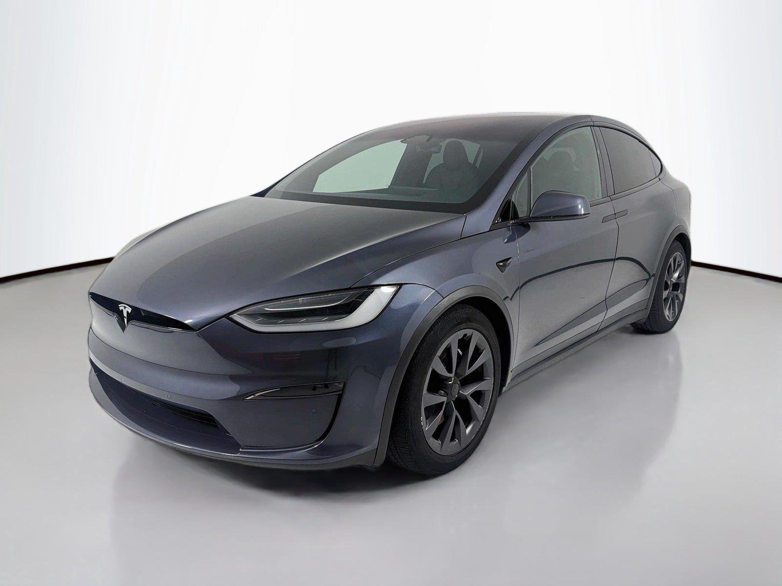 Used 2023  Tesla  image 1