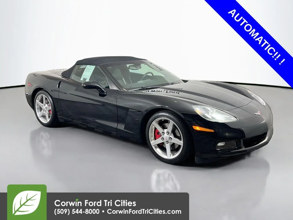 2005 Chevrolet Corvette Convertible's photo