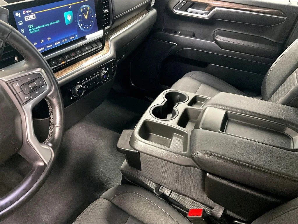 Used 2023 Black Chevrolet LT image 20