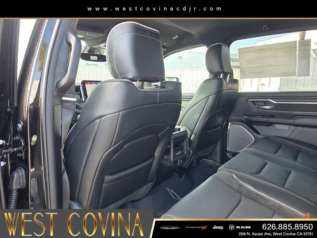 New 2026 Diamond Black Crystal Pearl-Coat Exterior Paint RAM Laramie image 15
