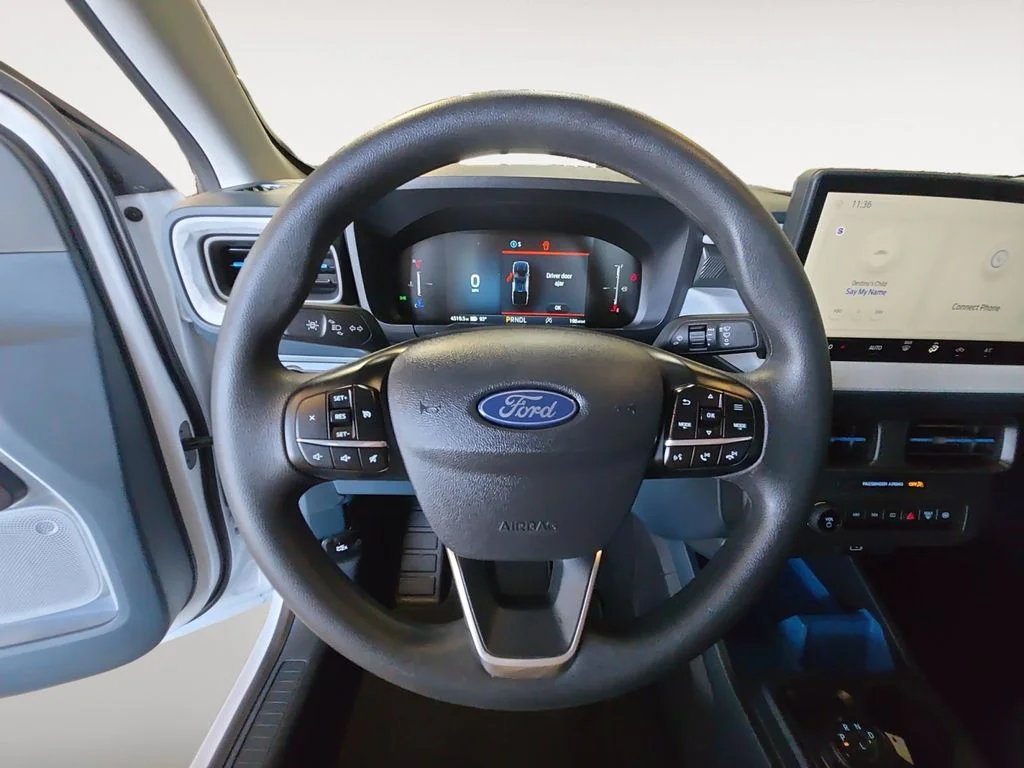 Used 2025 White Ford XLT image 13
