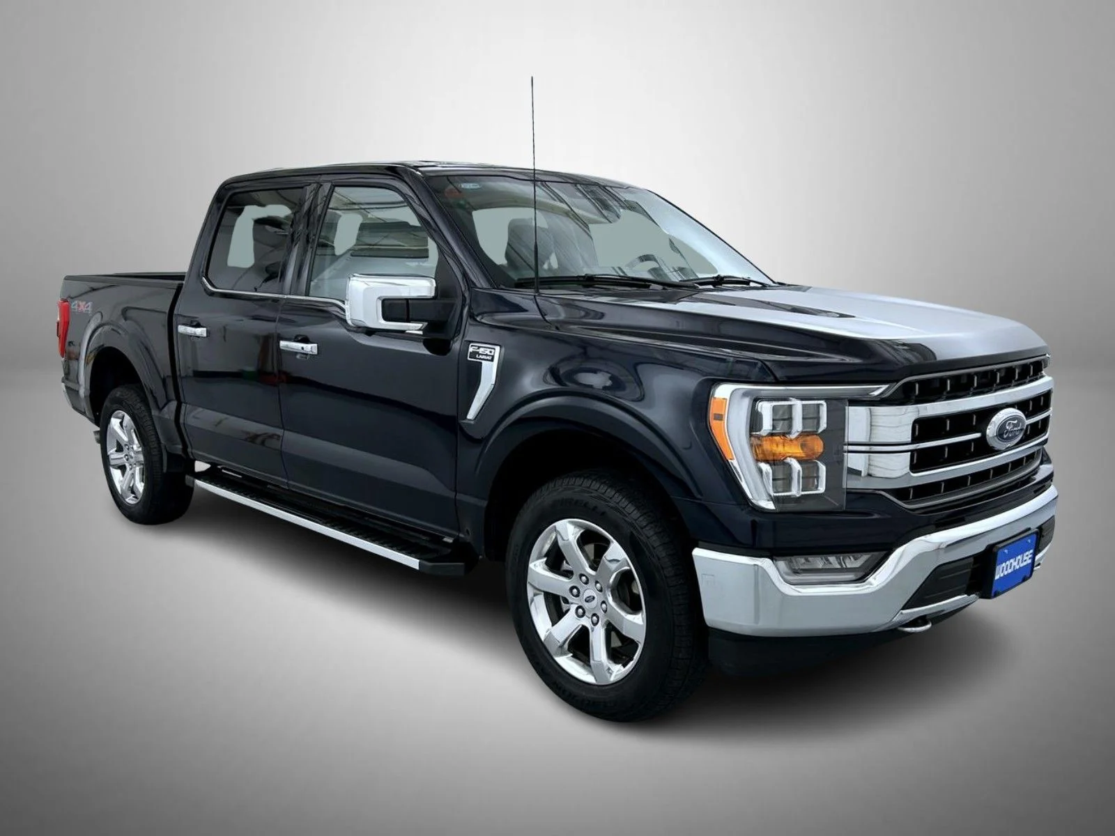 Used 2023 Blue Ford Lariat image 3