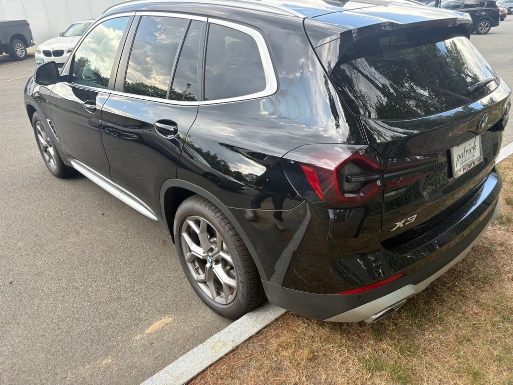 Certified Used 2024 Jet Black BMW xDrive30i image 3