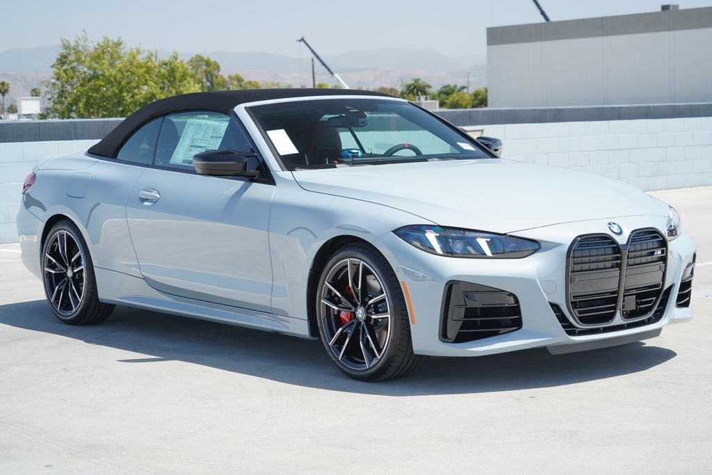 New 2026 Brooklyn Grey Metallic BMW M440i image 4