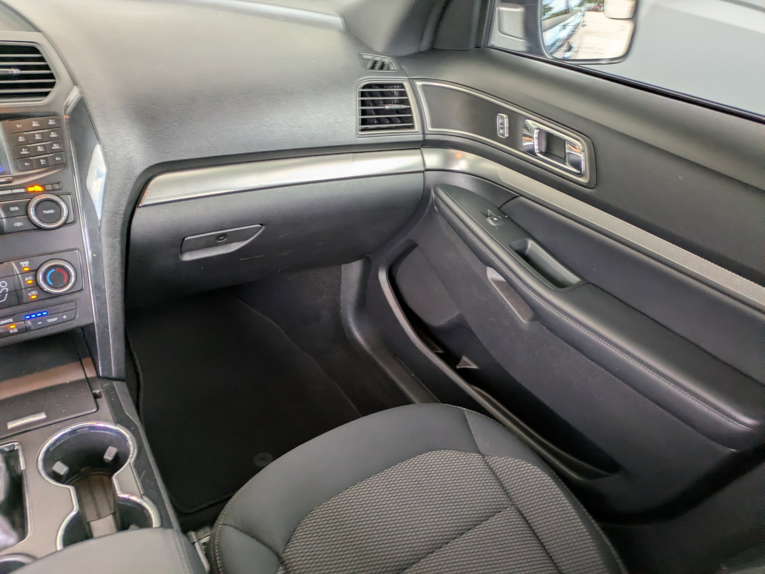 Used 2018 Blue Metallic Ford XLT image 18