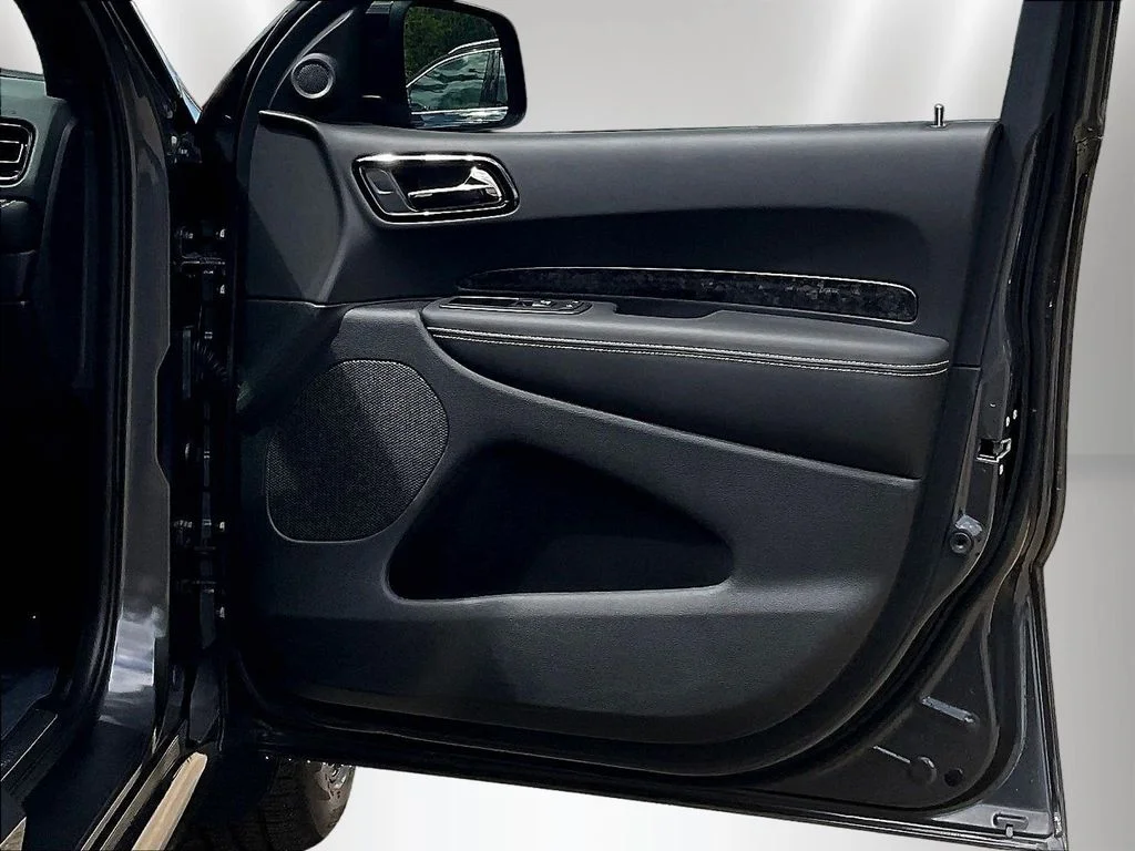 Used 2026 Vapor Gray Dodge SRT Hellcat image 28