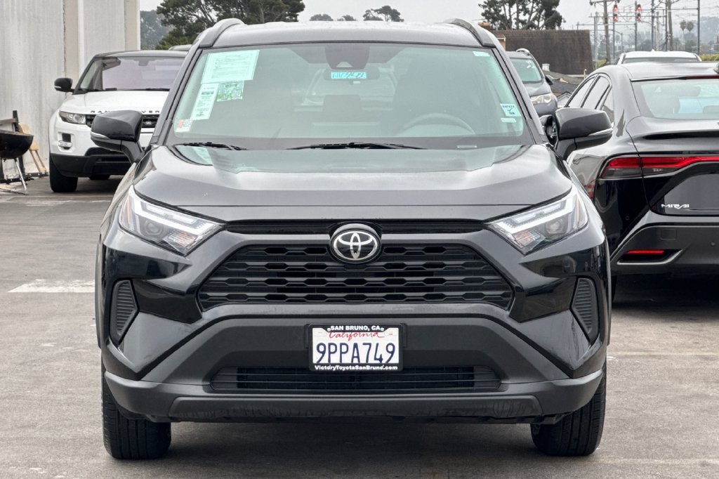 Used 2025 Black Toyota XLE image 9