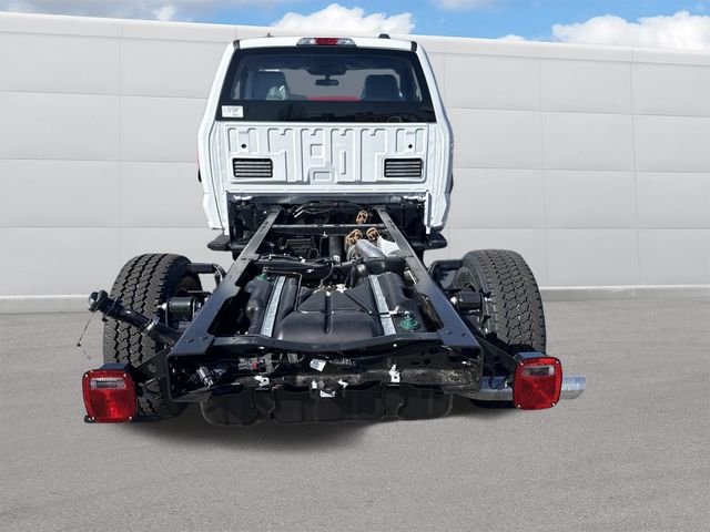New 2026 Oxford White Ford F-350® XL image 3