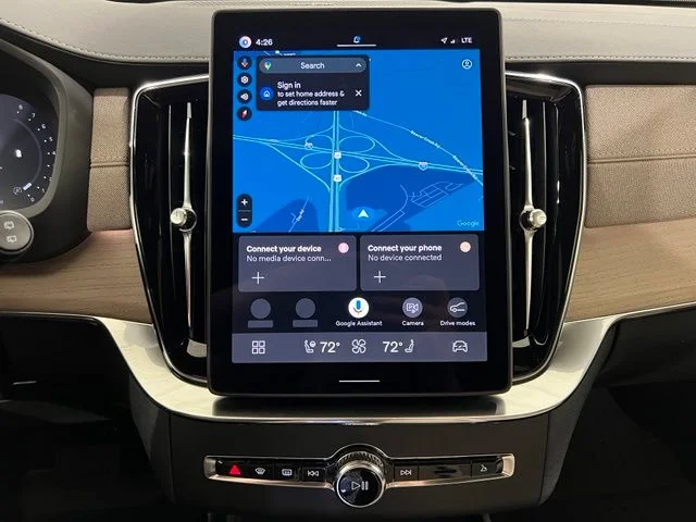 New 2026 Crystal White Volvo Plus image 16