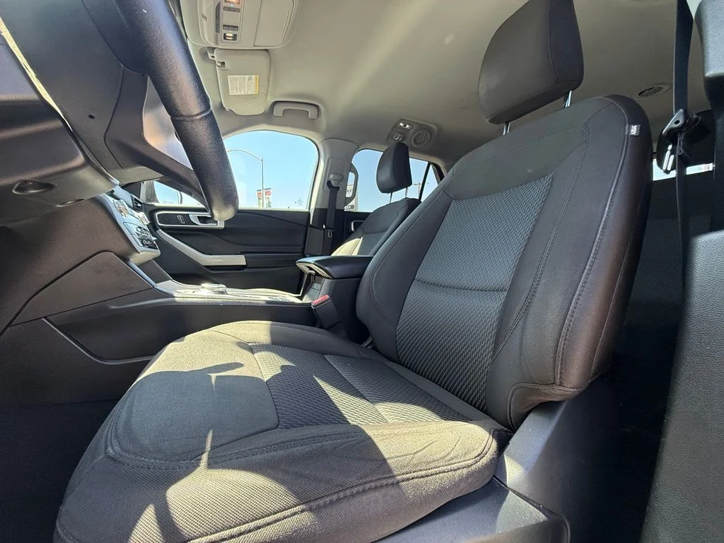 Used 2023 Gray Ford XLT image 32