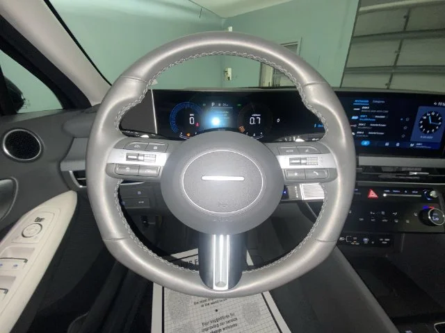 Used 2026 Gray Hyundai SEL Sport image 14