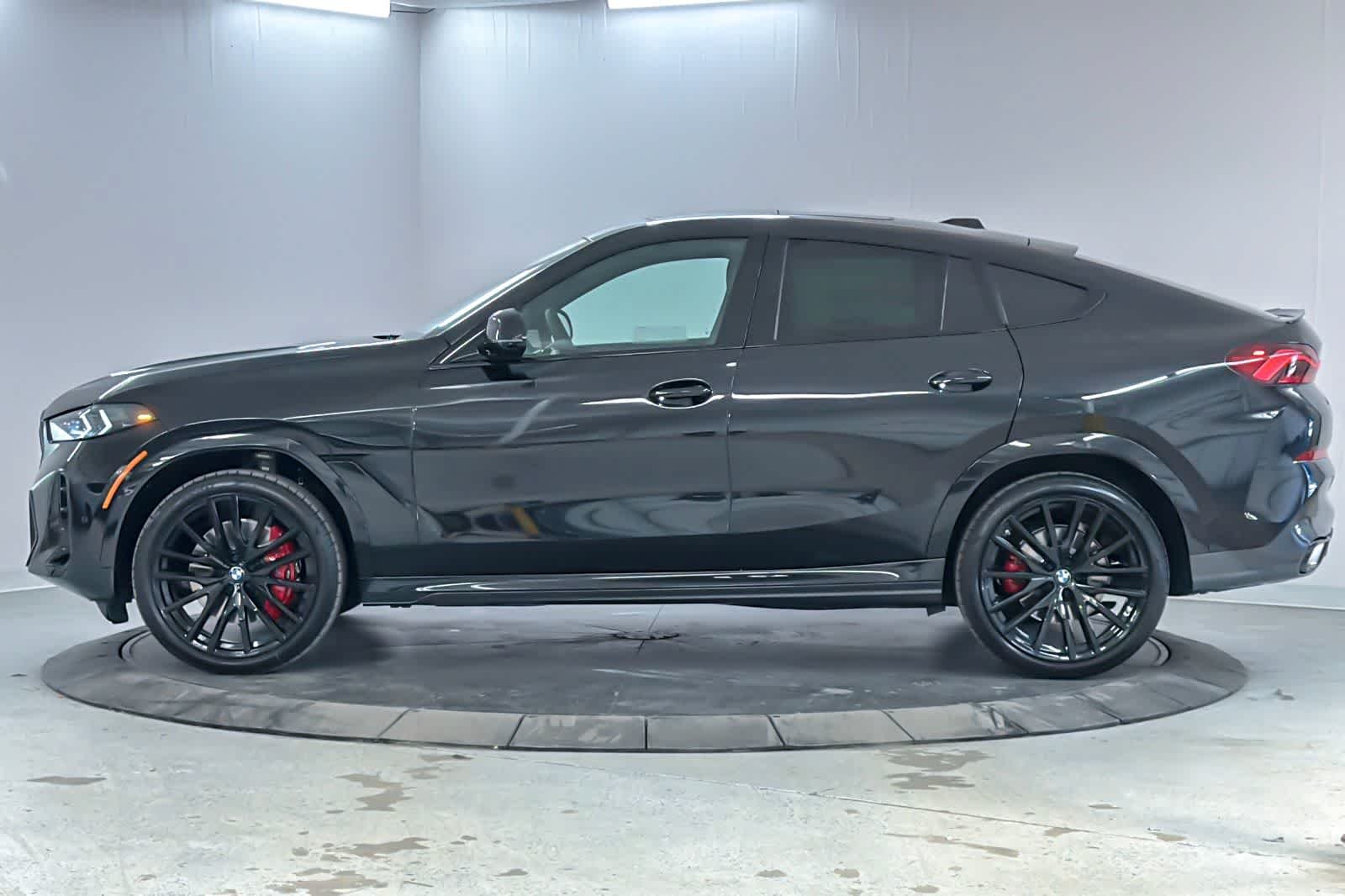 New 2027 Black Sapphire Metallic BMW xDrive40i image 5
