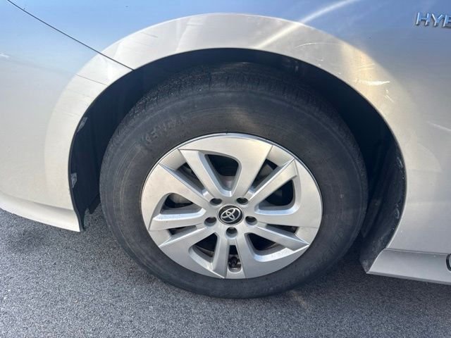 Used 2016 Silver Toyota Two image 5
