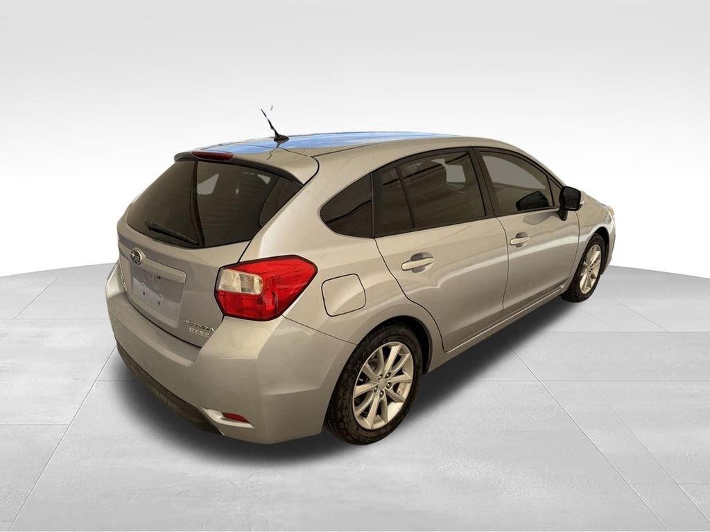 Used 2014 Ice Silver Metallic Subaru 2.0i Premium image 5