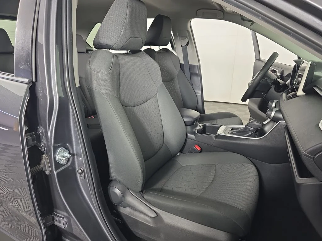 Used 2024 Magnetic Gray Metallic Toyota XLE image 29