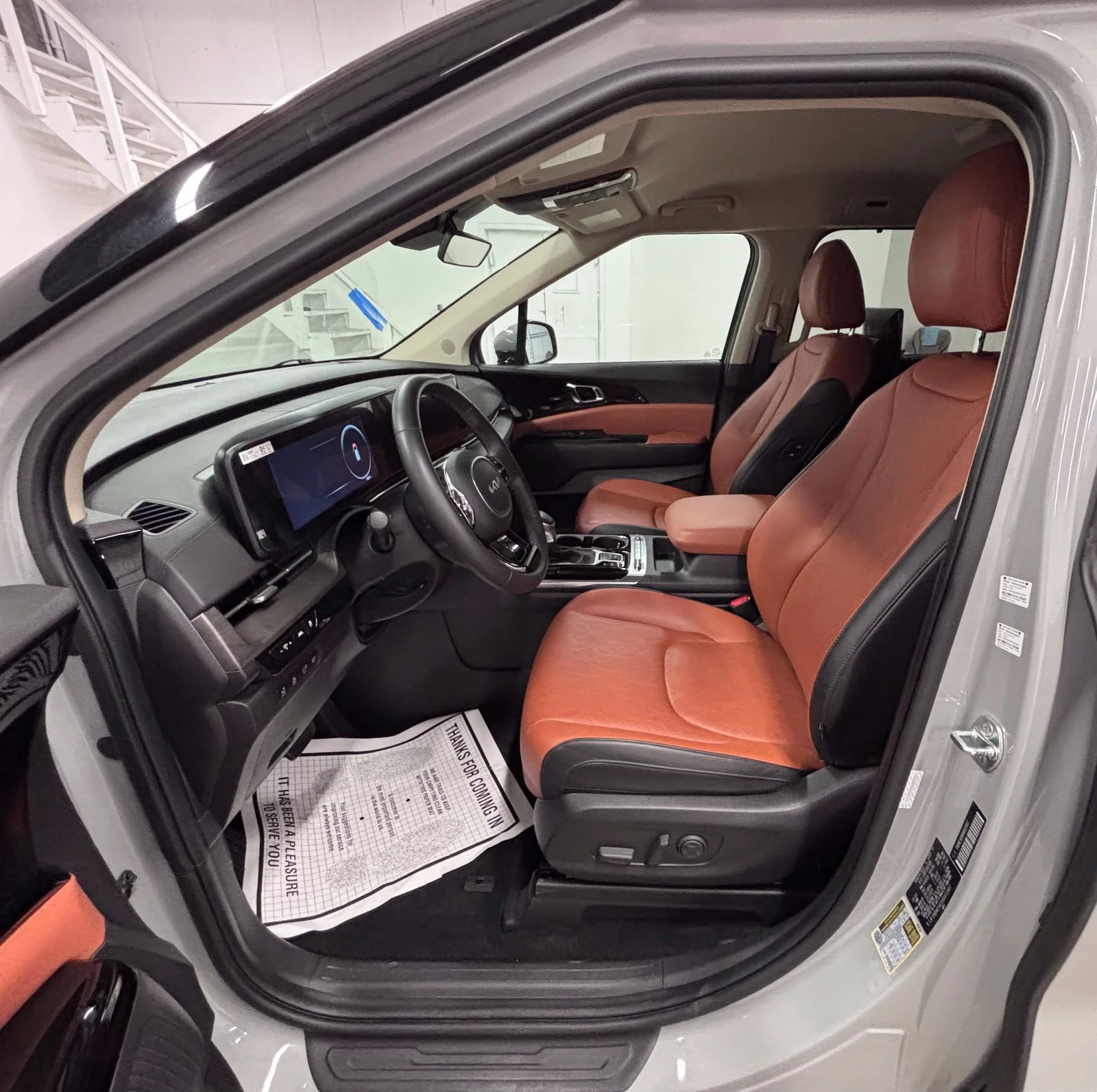 Used 2024 White Kia SX image 23