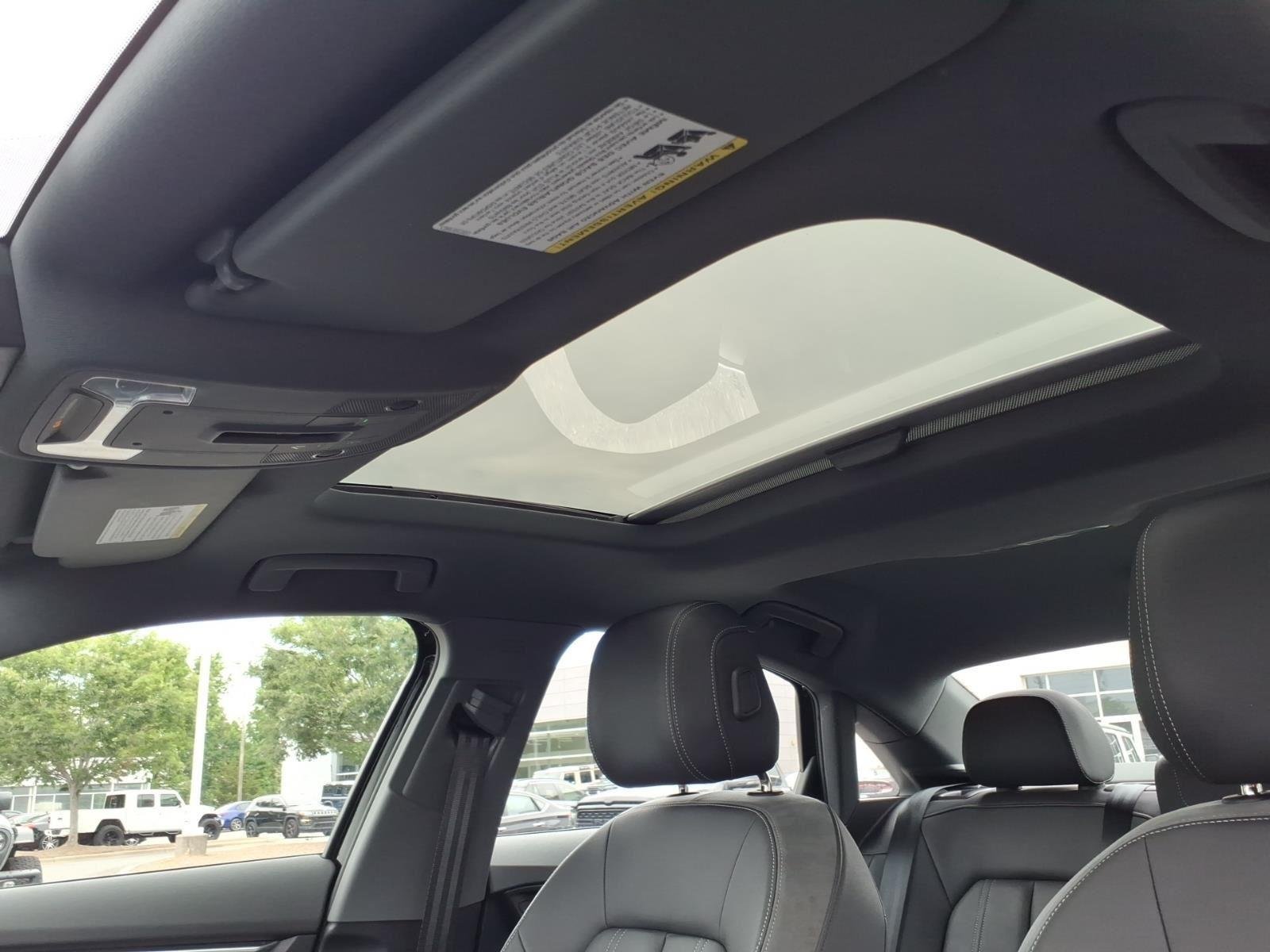 Used 2024  Audi Premium image 8