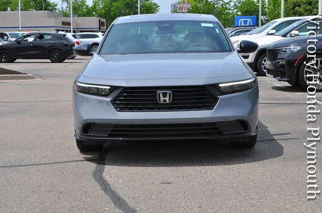 New 2026 Urban Gray Pearl Honda Sport-L image 6