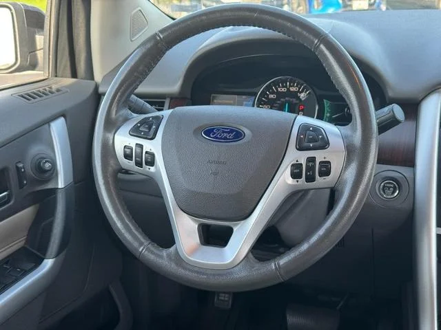 Used 2013  Ford  image 12