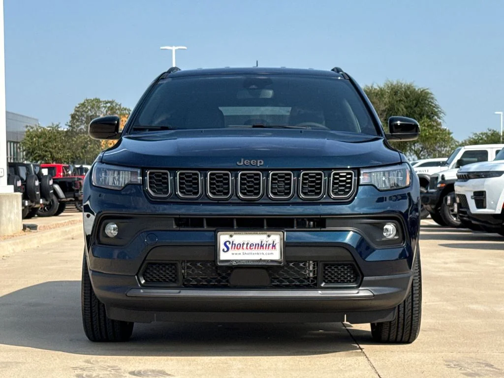 New 2026 Fathom Blue Pearl-Coat Exterior Paint Jeep Latitude image 2