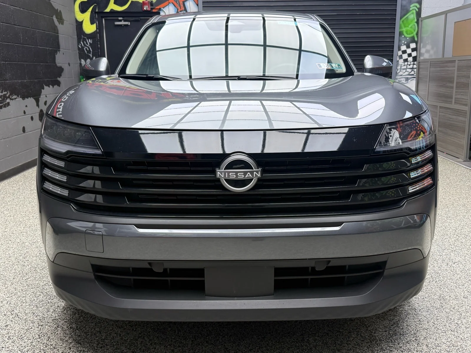 Used 2025 Gun Metallic (kad) Nissan SV image 2