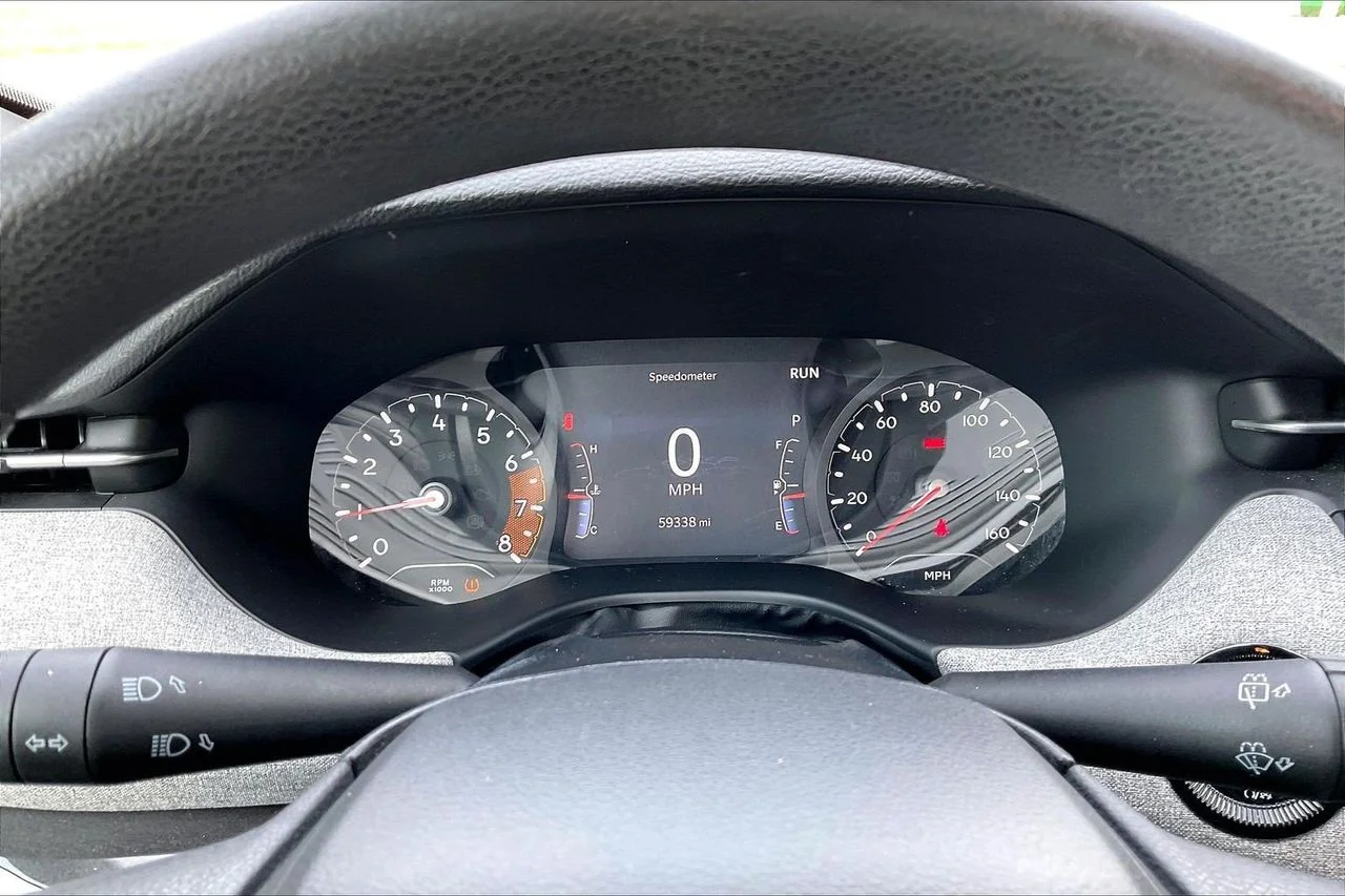 Used 2023 Silver Jeep Sport image 11