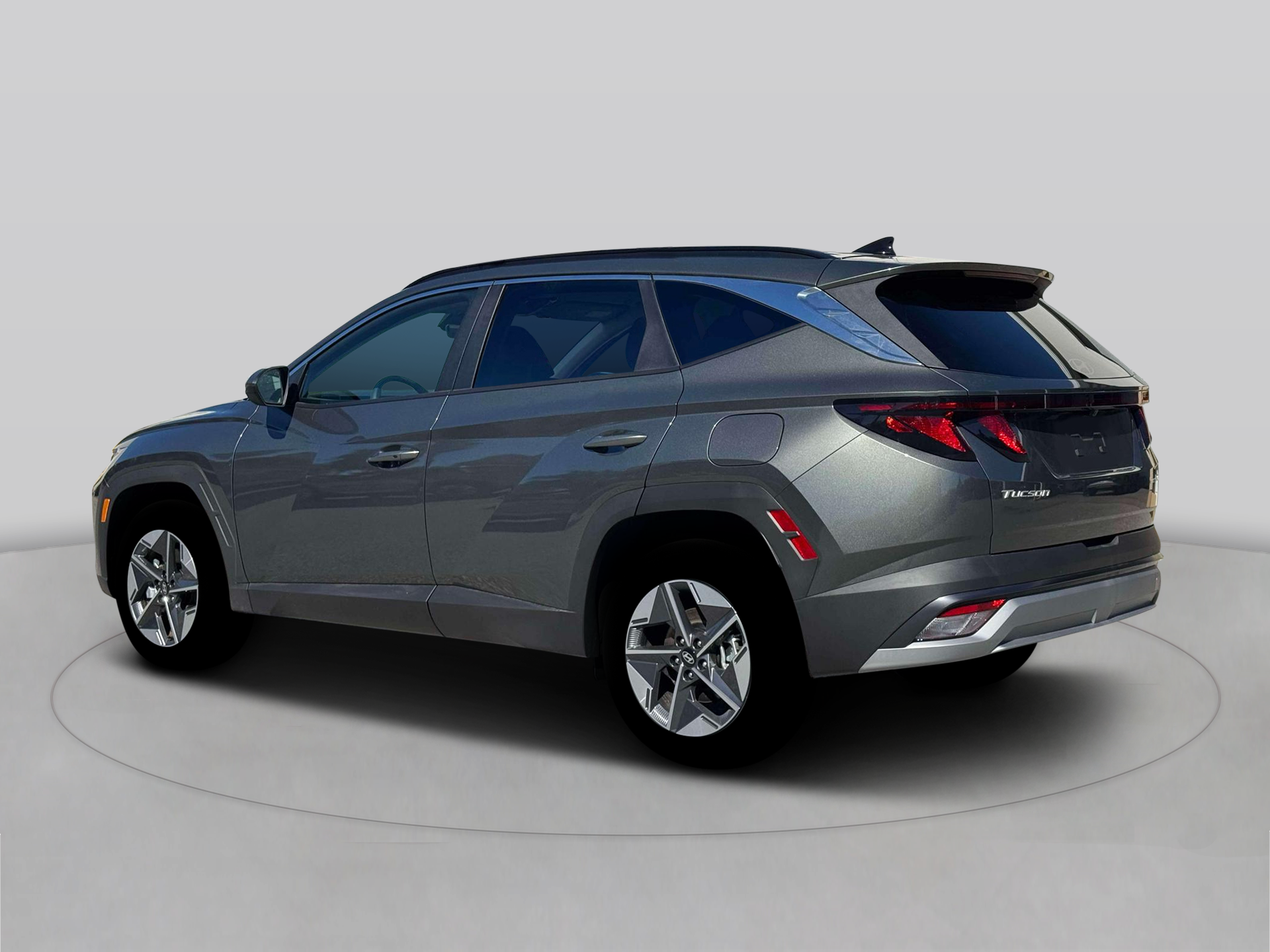 New 2026 Gray Hyundai SEL AWD image 4
