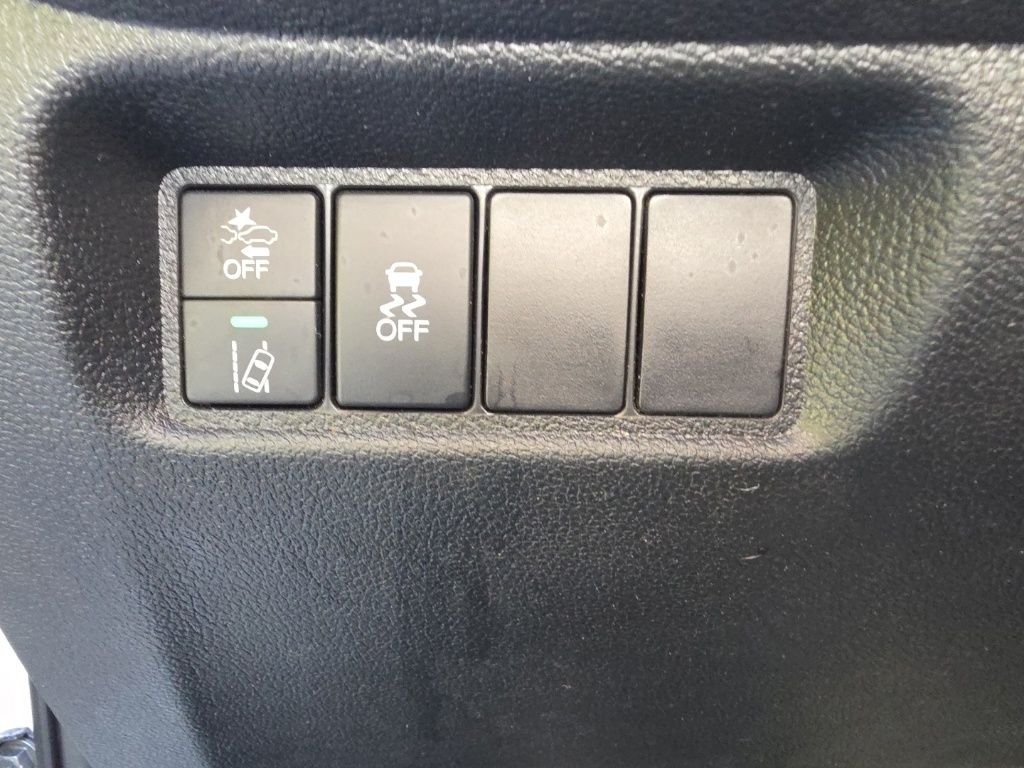 Used 2021 White Honda Special Edition image 17
