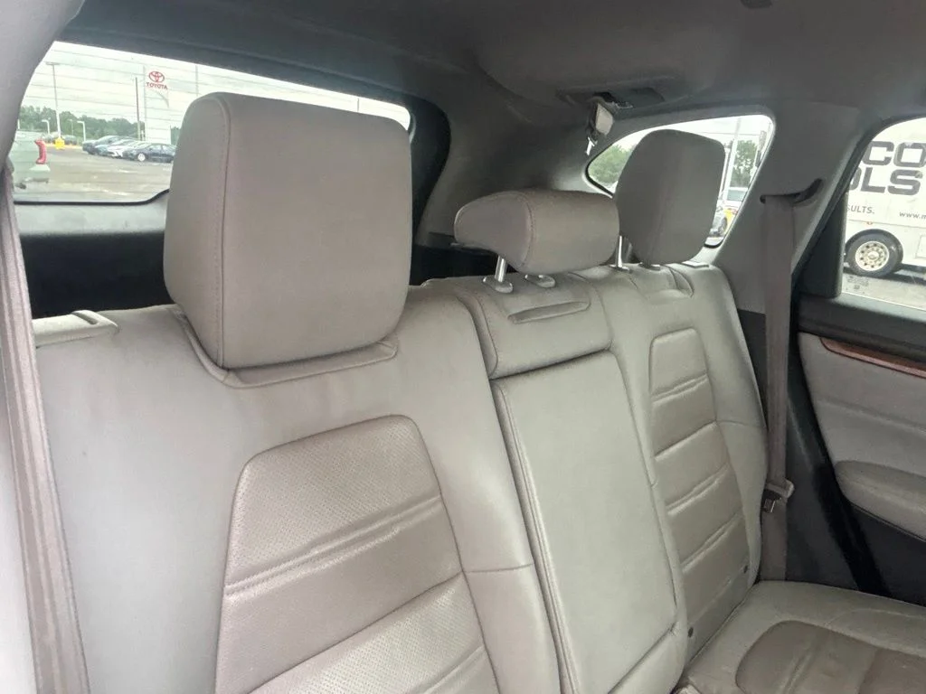Used 2019  Honda EX-L image 27