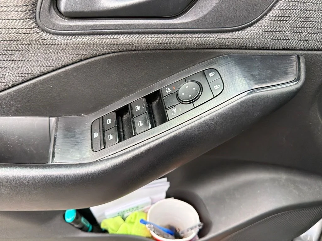 Used 2023 Gray Nissan S image 20