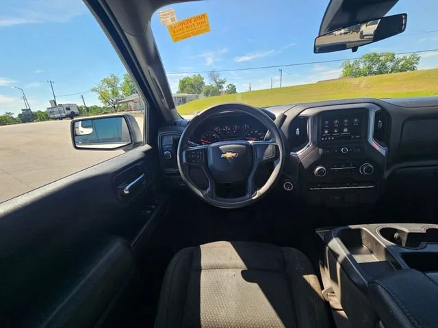 Used 2022 Summit White Chevrolet WT image 13