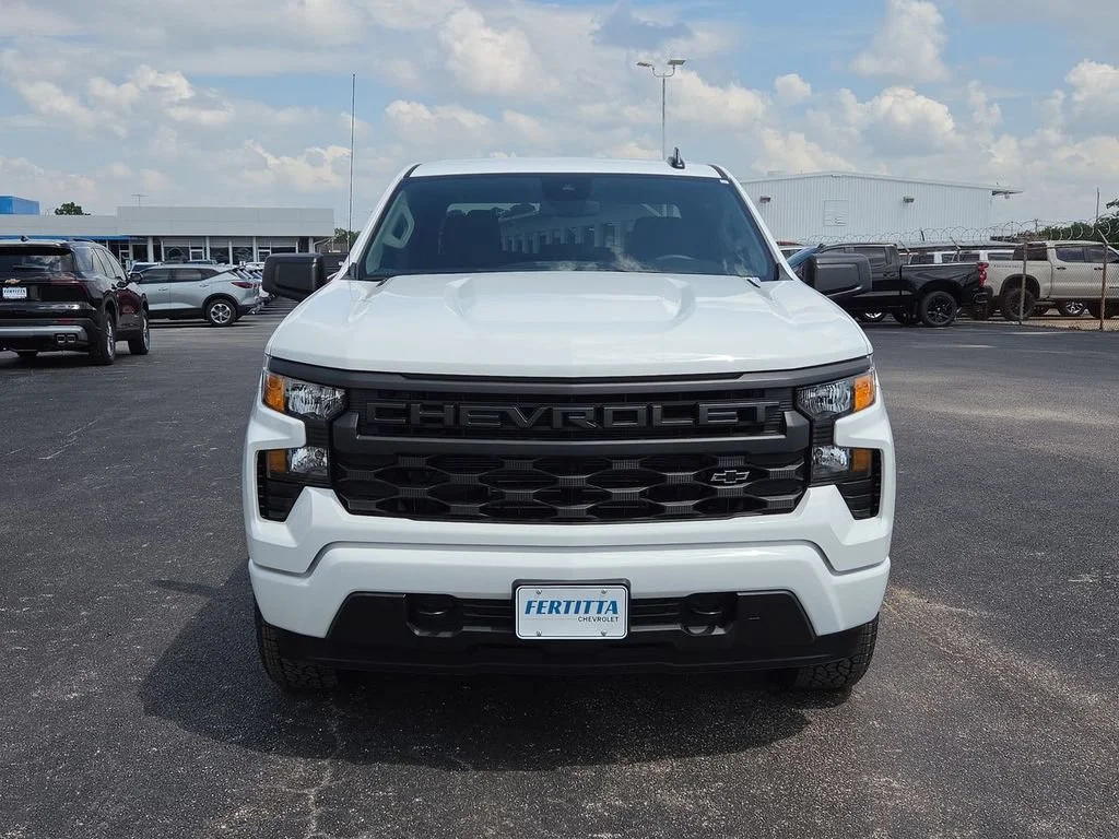 New 2026 Summit White Chevrolet Custom image 21