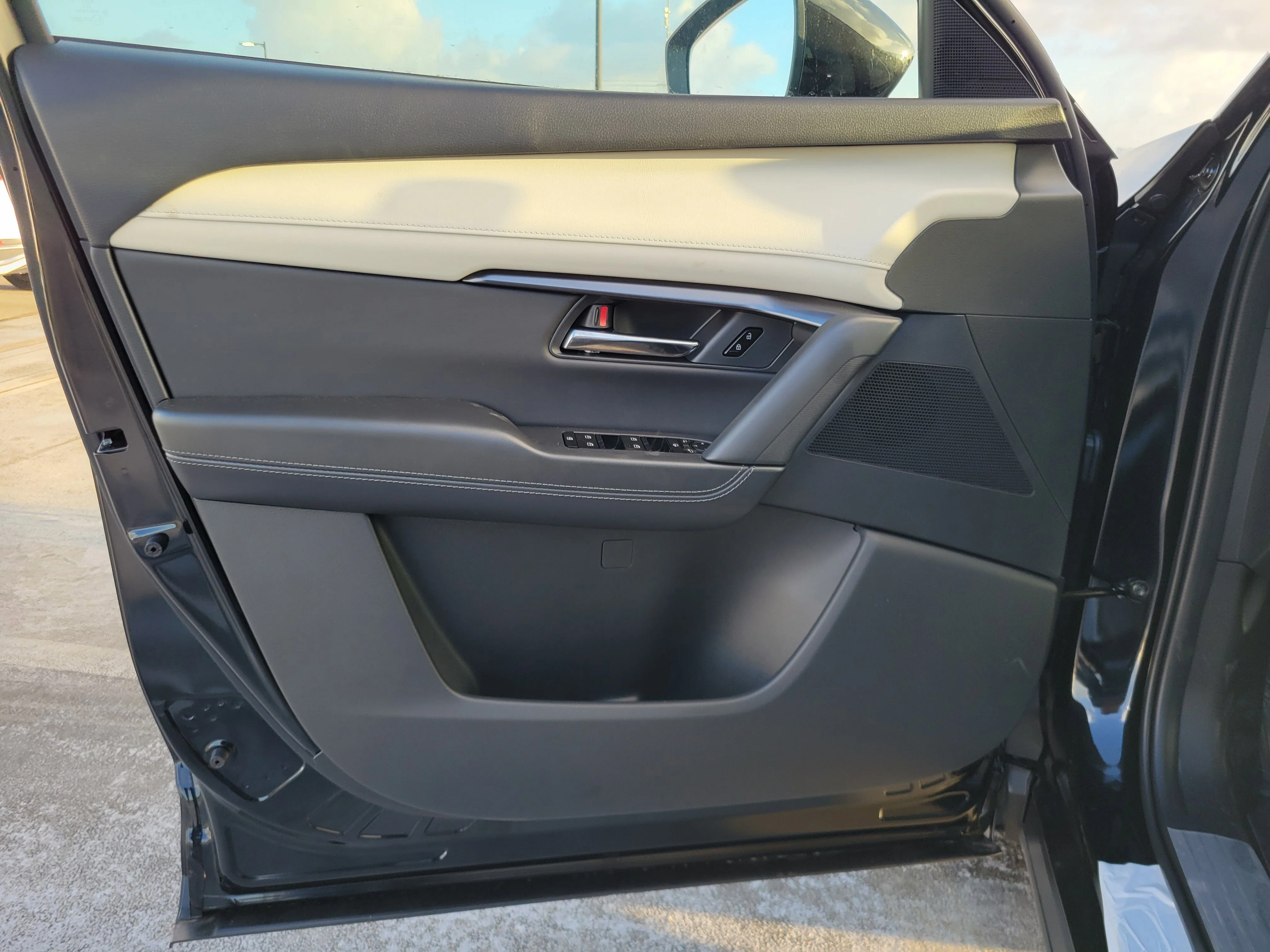 New 2026 Jet Black Mica Mazda 2.5 S Select AWD image 10