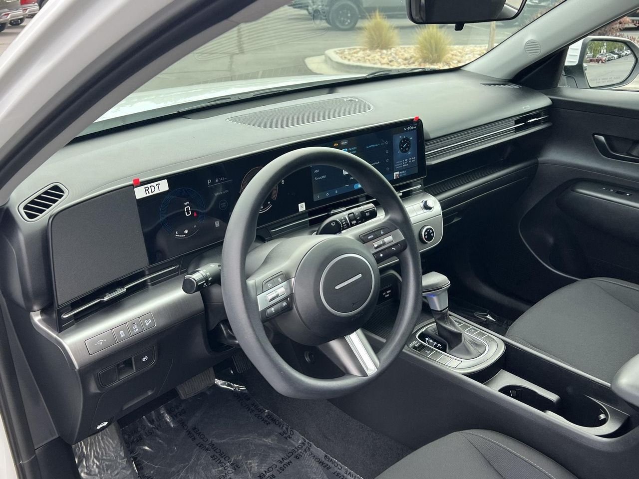 New 2026 Atlas White Hyundai SE AWD image 28
