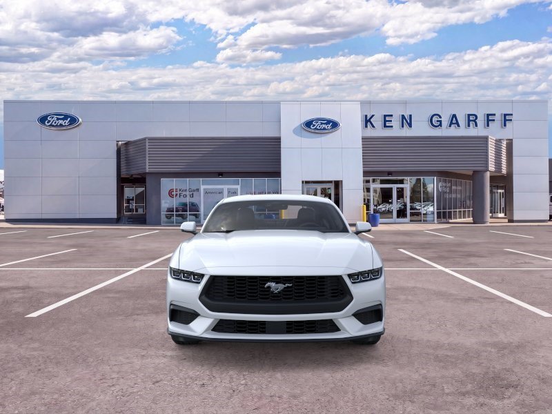 New 2025 Oxford White Ford EcoBoost Premium image 7