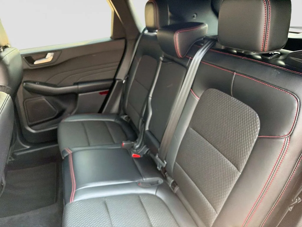 Used 2025 Agate Black Metallic Ford ST-Line image 14