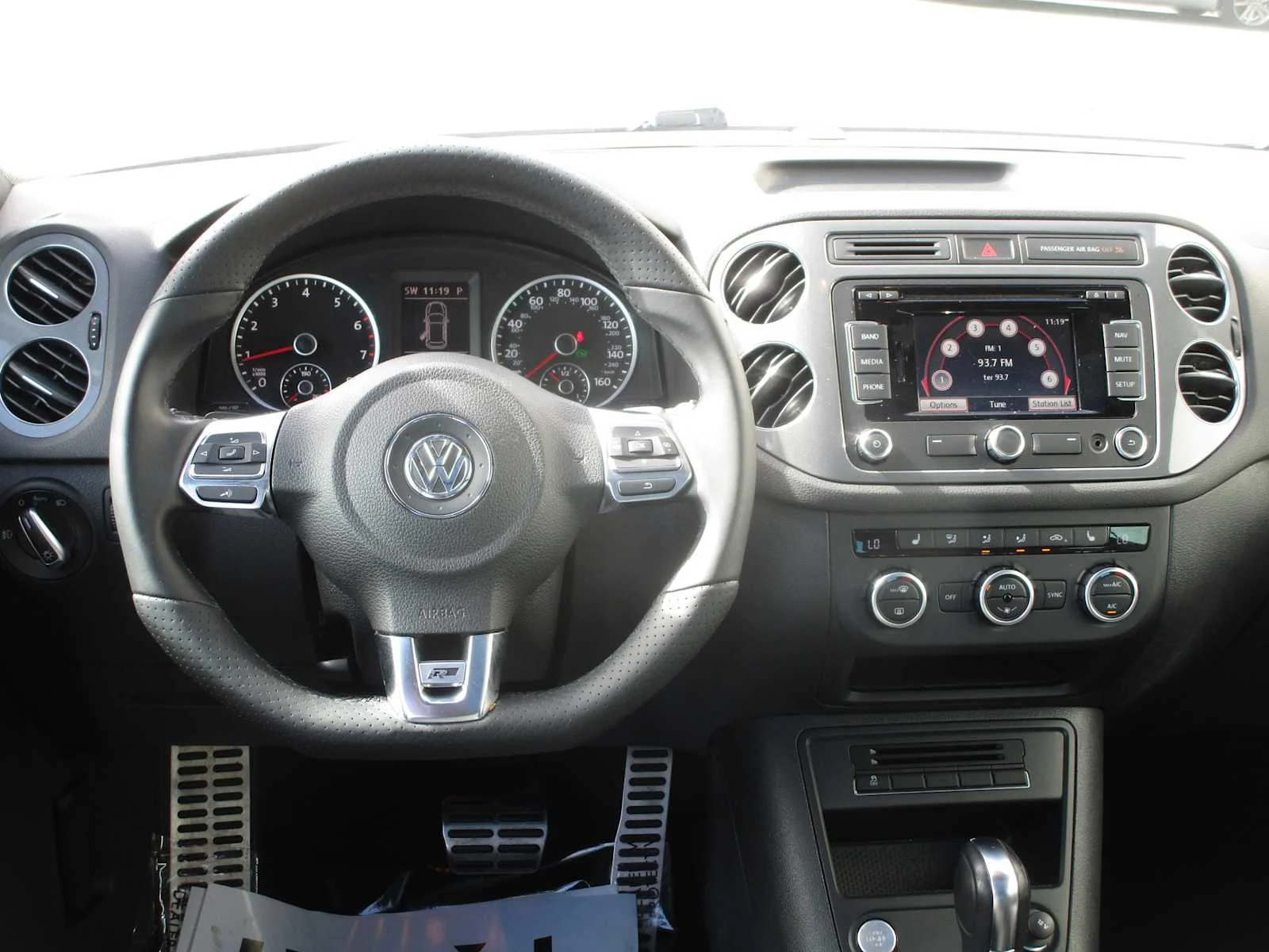Used 2014 Pure White Volkswagen R-Line image 10