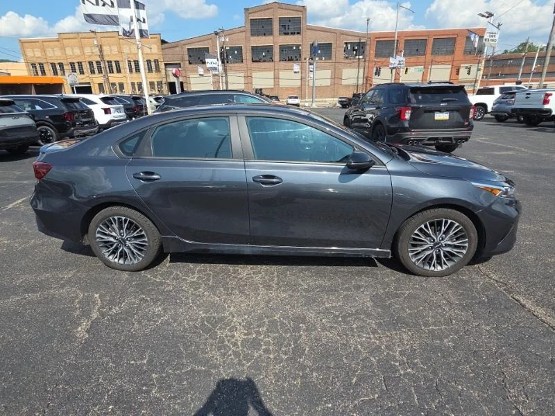 Used 2024 Gray Kia GT-Line image 8