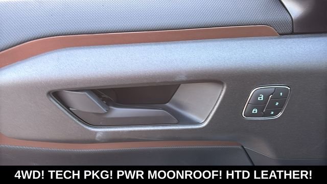 New 2026 Space White Metallic Ford Outer Banks image 10