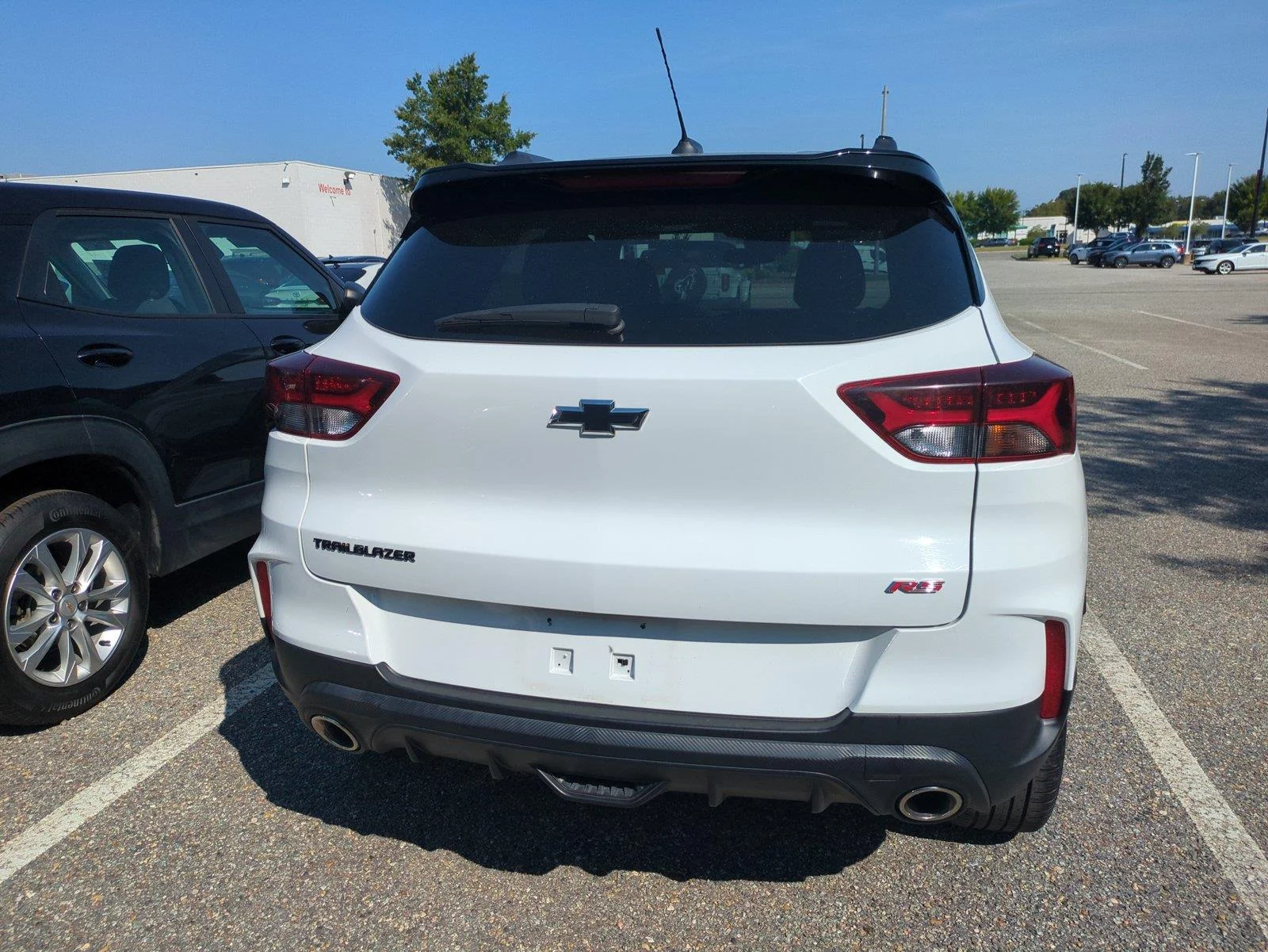 Used 2023 Summit White Chevrolet RS image 5
