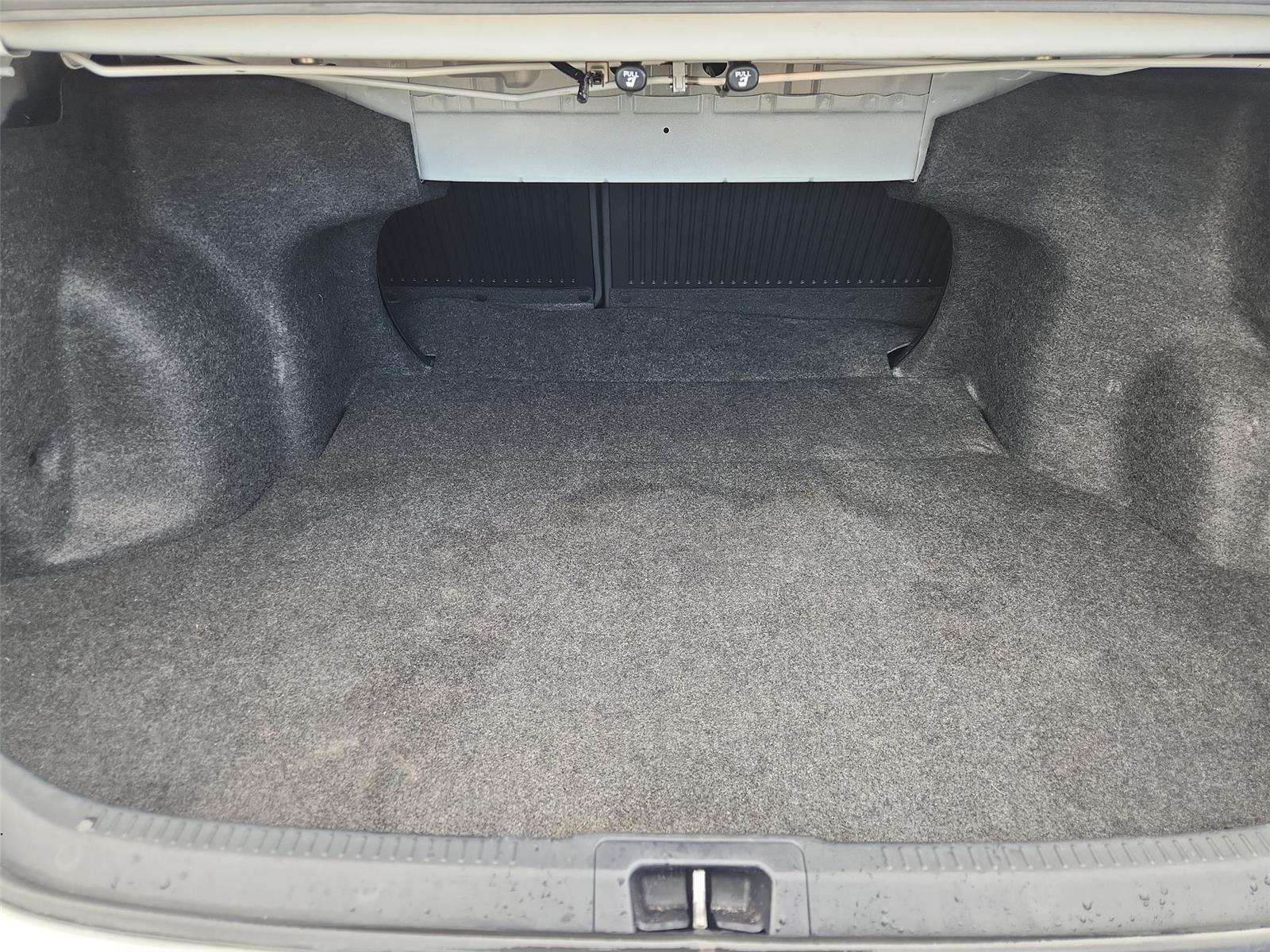 Used 2016 White Toyota XLE image 24