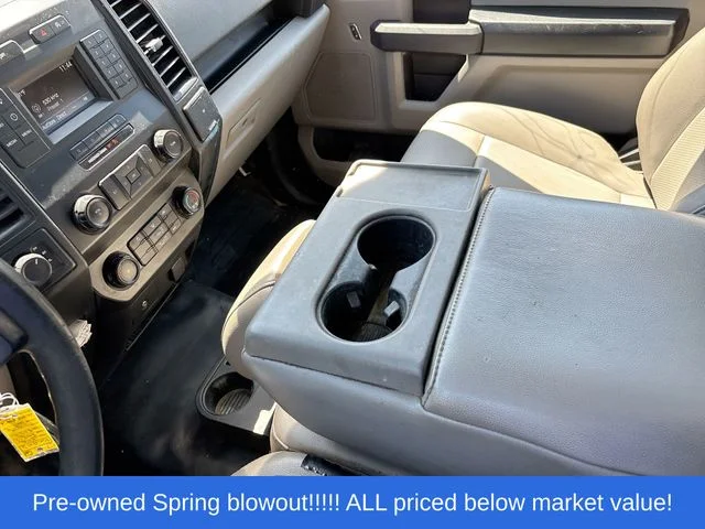 Used 2018 White Ford XL image 25