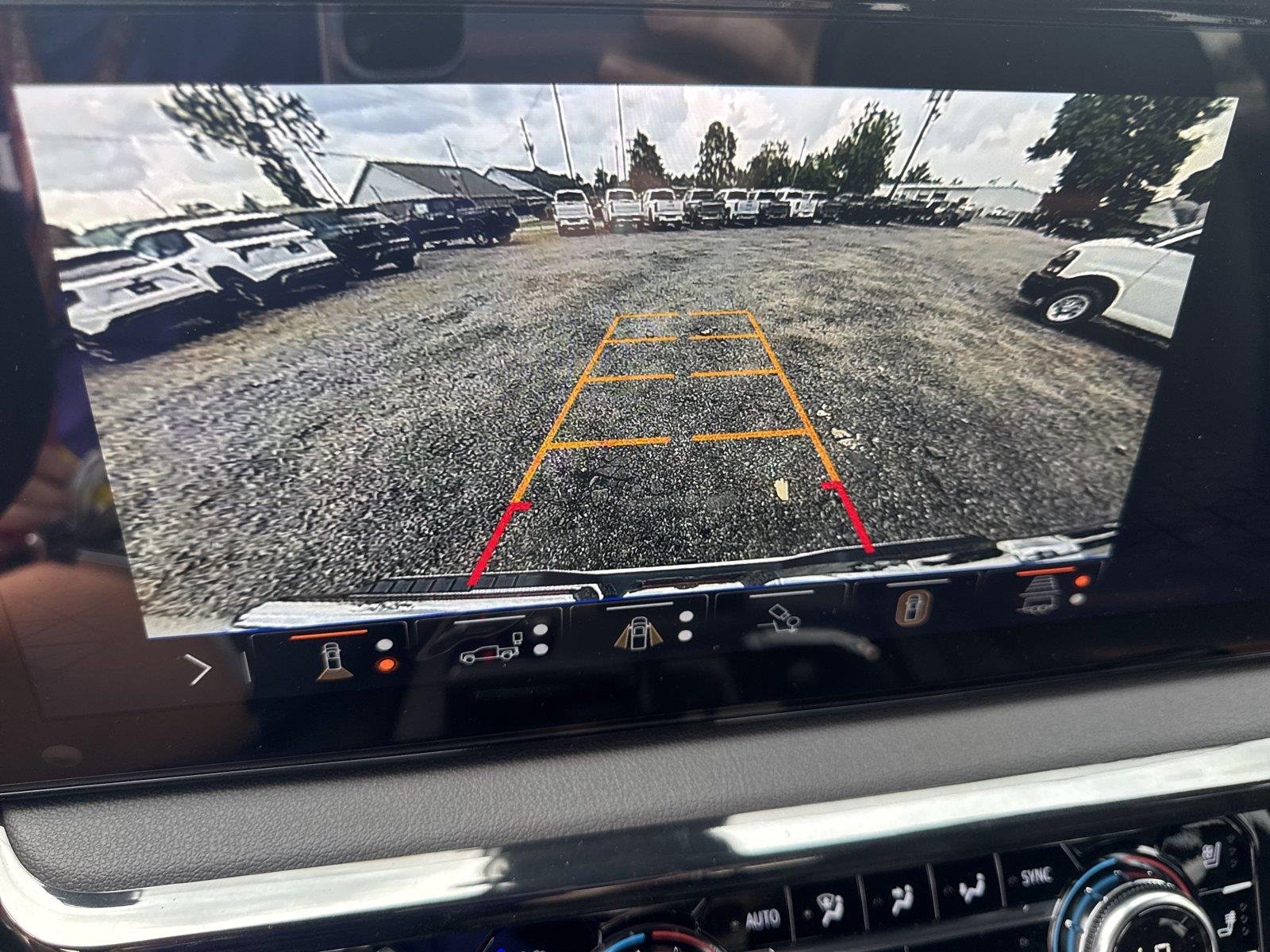 New 2026 Summit White GMC AT4 image 25