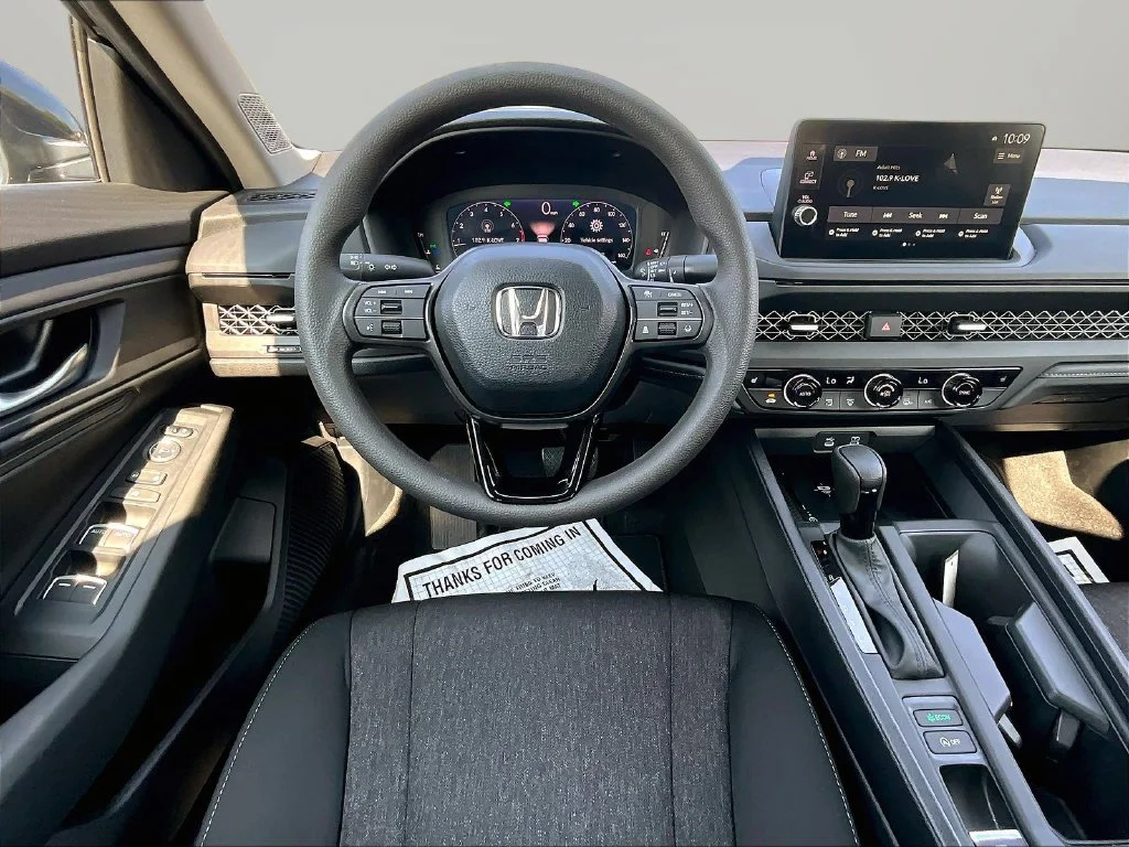 New 2026 Crystal Black Pearl Honda SE image 9