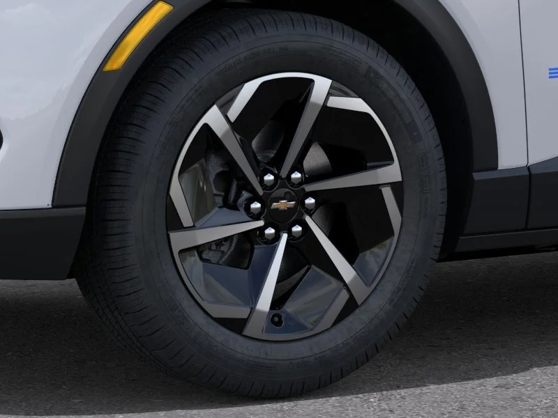 New 2026 Summit White Chevrolet LT2 w/PDE image 10
