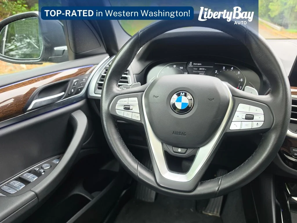 Used 2022 Black BMW xDrive30i image 15
