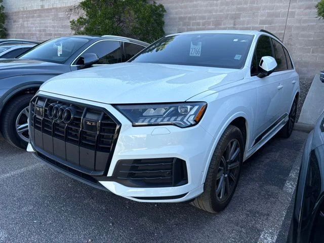 2023 Audi Q7 45 Premium Plus quattro Tiptronic's photo