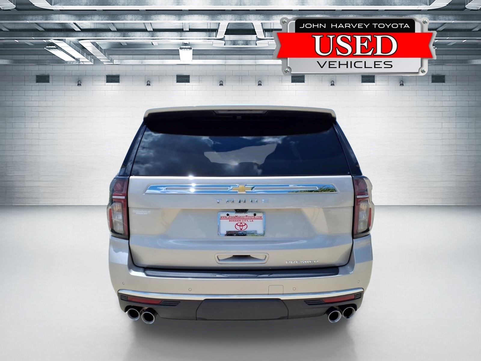 Used 2021 Empire Beige Metallic Chevrolet Premier image 3