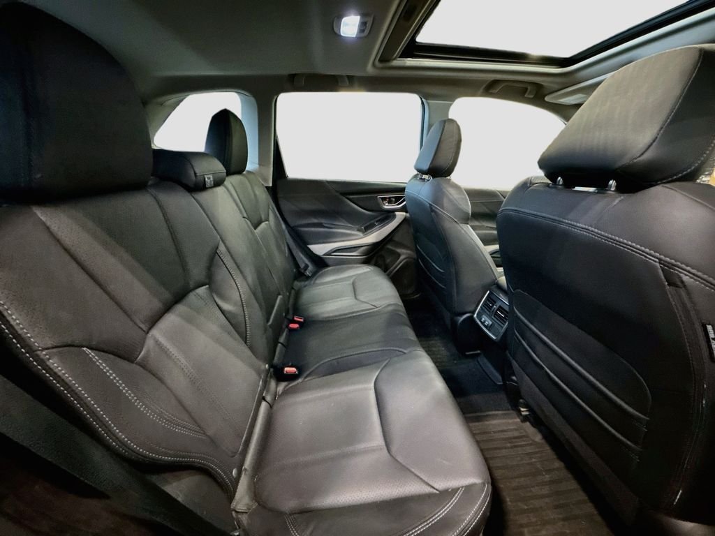 Used 2023 Silver Subaru Limited image 30